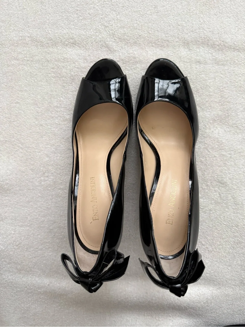 Enzo Angiolini Black Patent Peep-Toe Heels with Bow Size 8.5